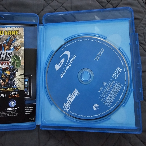 The Avengers: (2012) Joss Whedon Action/Adventure Blu-ray/DVD - Marvel Studios - Picture 4 of 6